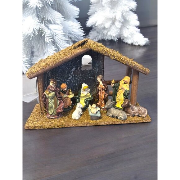 Vintage Nativity Scene Set Creche Manger Wood and Moss 7"x11x4 - Picture 1 of 10